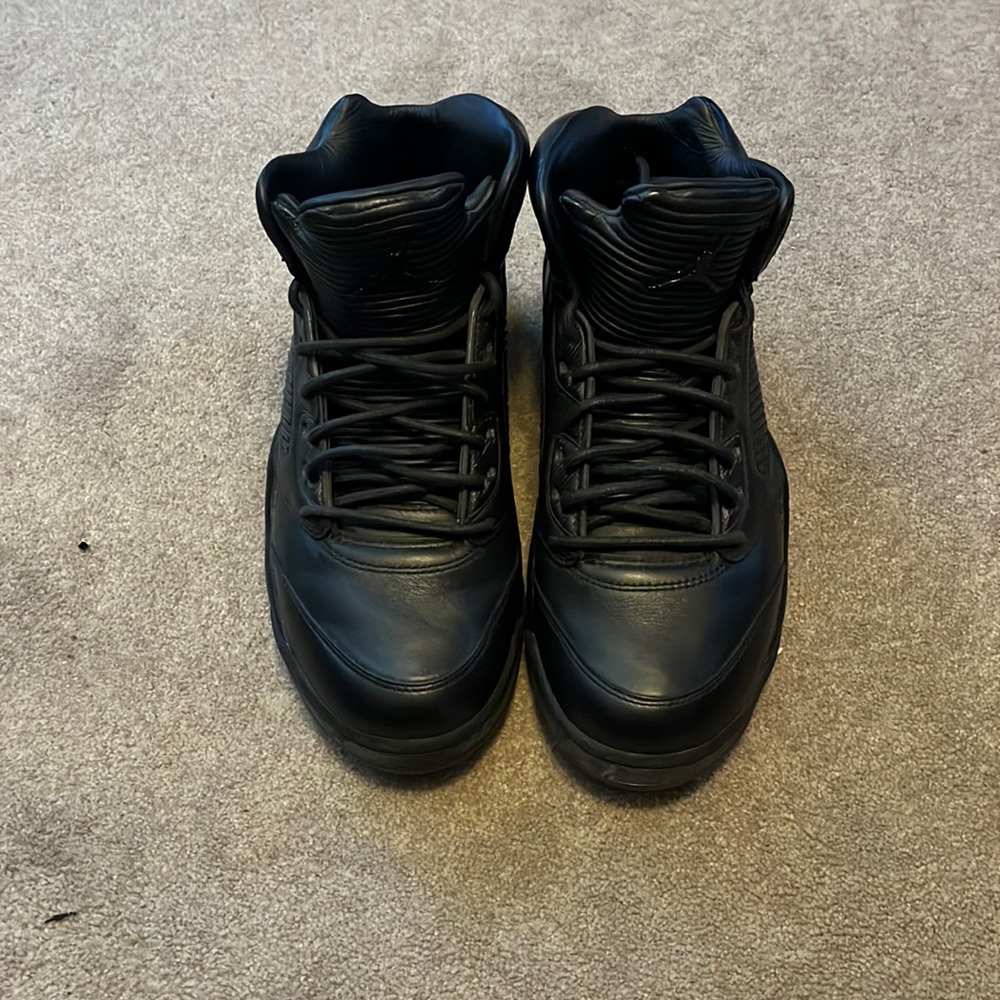 Jordan 5 premium black size 9